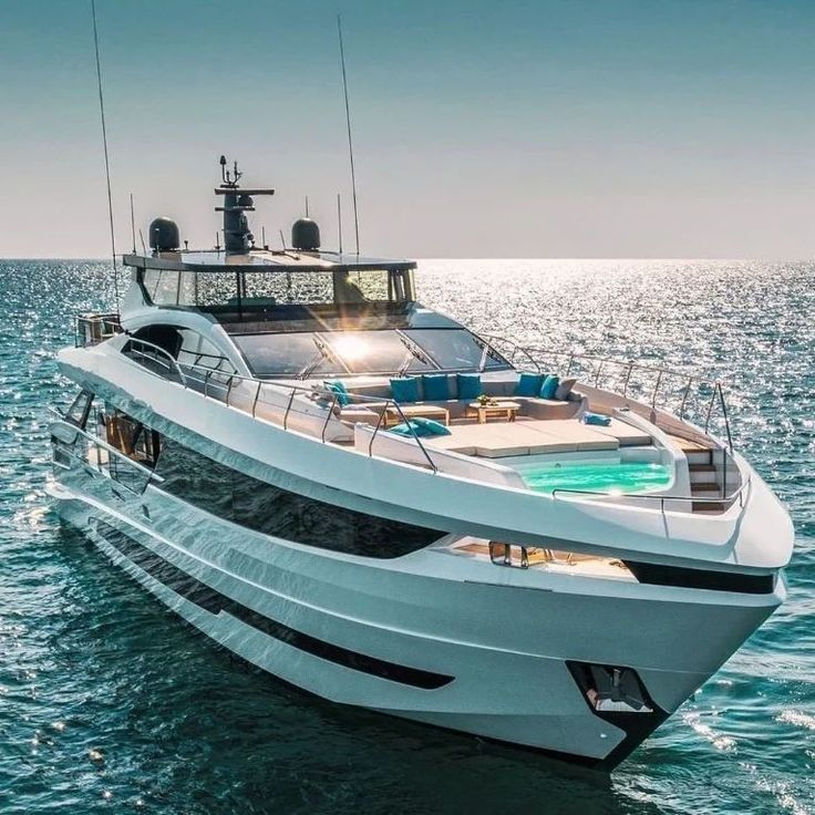 Luxury Cruiser